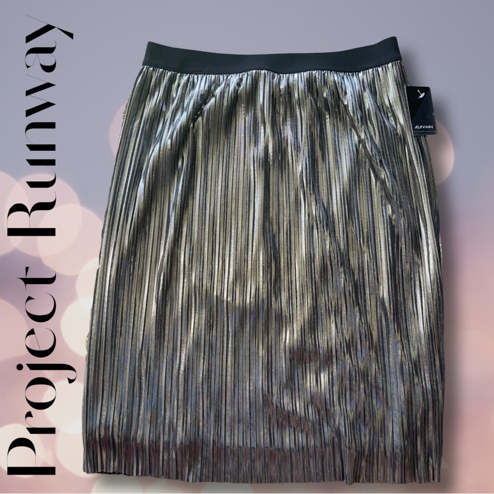 🎯SOLD‼️Project RUNWAY metallic fabric pleated skirt-L